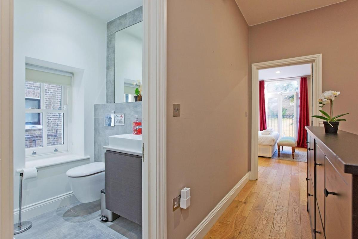 Spacious 3 Bd Flat In For Families No 2 *
