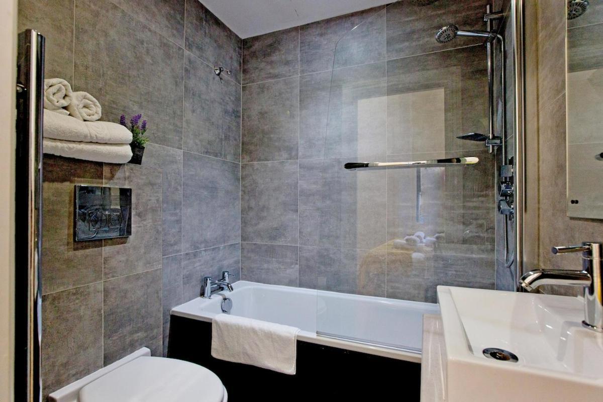 Spacious 3 Bd Flat In For Families No 2 Londen